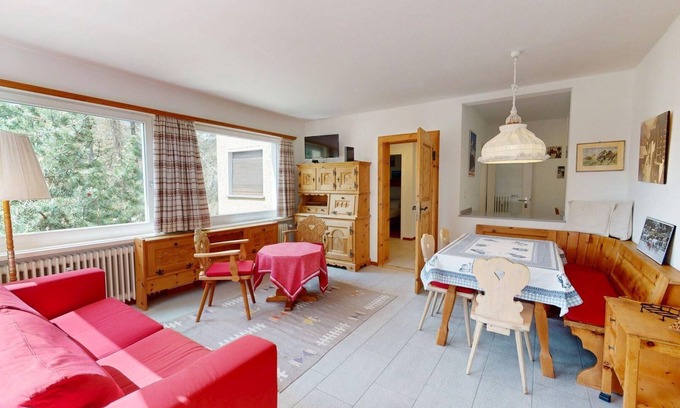 Pontresina Apartment | Renovated, beautiful holiday apartment on the 1st floor with a fantastic view.