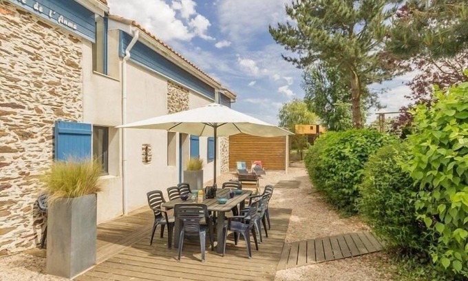 Port-Saint-Pere Cottage | Renovated Farmhouse Between Nantes and Coast with Garden, Terraces, and Family Amenities