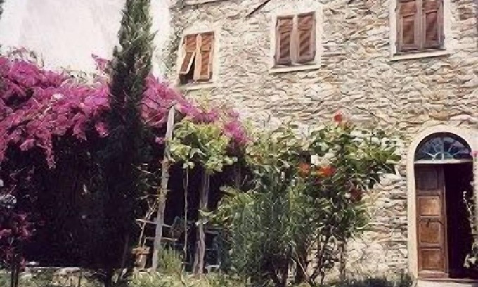 Briffi House | Renovated farmhouse in Liguria not far from the sea