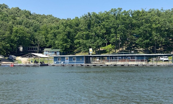 Camdenton Cabin | Renovated lakeside cabin with swimming pool & resort amenities!