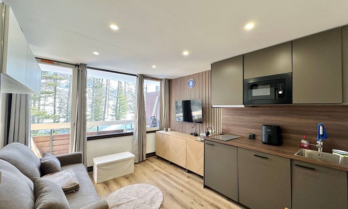 Les Claux Apartment | Renovated Mountain Studio Near Slopes - Pets Welcome