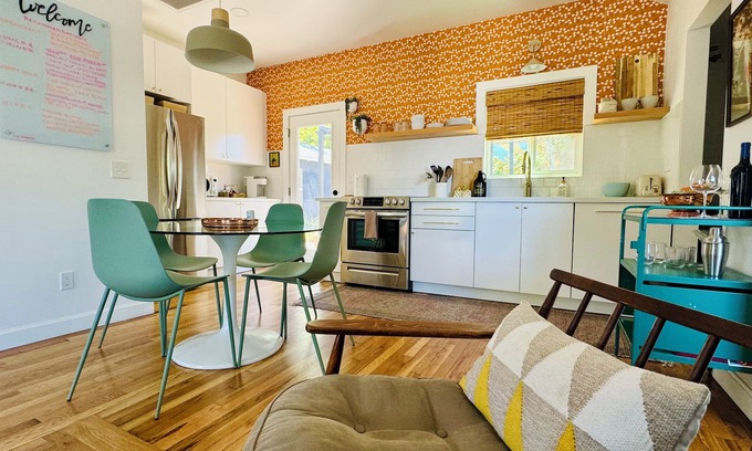 Prescott House | Renovated Retro Bungalow - Walk to Downtown!