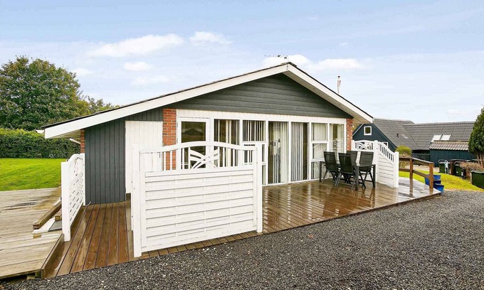Pøt Strandby House | Renovated summer house incl. cleaning and linen