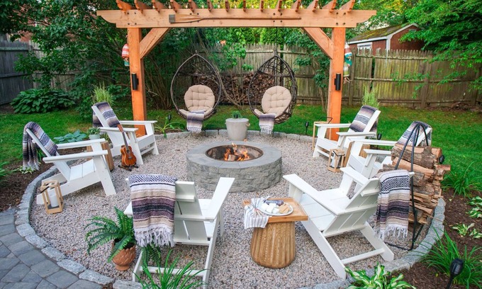 Narragansett House | Renovated with chic coastal design, central a/c, Kids Bunkroom & Remote work station