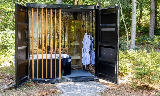 Norg House | Rent a charming 6-person Wellness bungalow with a private sauna and bubbel bath in Drenthe on the Norgerberg.