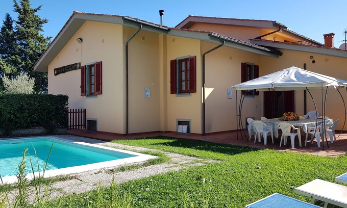 Montecarlo House | Rent in Tuscany, Lucca villa with pool