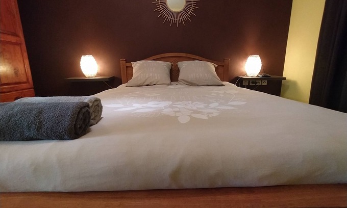 La Plaine-des-Palmistes Villa | Rental Furnished quiet with stunning views of the mountain.