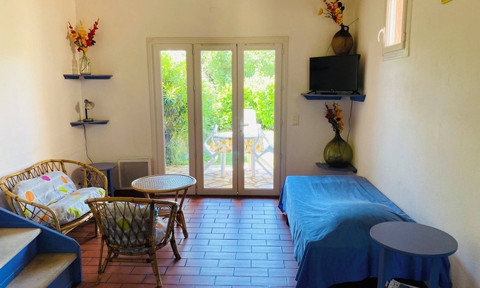 Lorgues Villa | Rental, swimming pool, fenced garden, dogs accepted, wifi, private parking, air conditioning