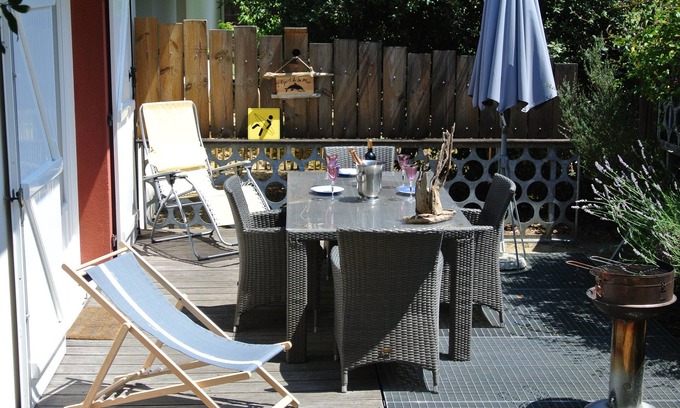 Soulac-sur-Mer House | Rental Type T2 'Esprit de la Mer' Turquoise Trend.