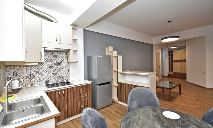Kentron Apartment | RentInnYerevan with two bedrooms on Chaykovskiy street 34