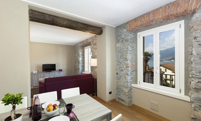 Bellagio Apartment | RENZO by KlabHouse-Central 2BDR lakeview w/AC