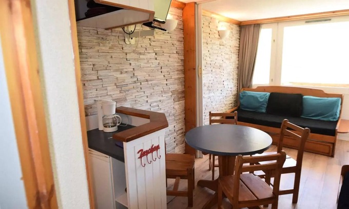 Aime Apartment | Residence Aime 2000 - Studio 3/4 pers - Entrance Arrow - PLAGNE AIME 2000