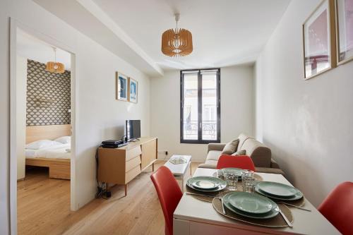 Silly-Gallieni Apartment | Residence Boulogne Centre le passage by Studio prestige