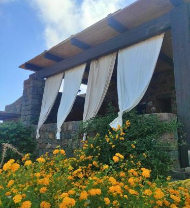 Pantelleria Villa | Residence Dammusi Riah