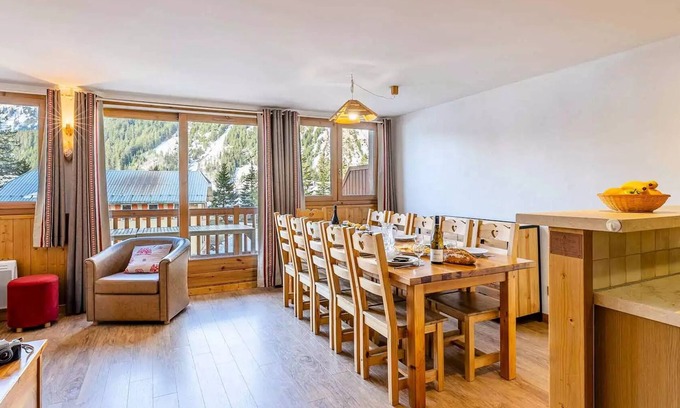 Pralognan-la-Vanoise Apartment | Residence Les Jardins de la Vanoise * - 4 or 5 Rooms Cabin 11 People
