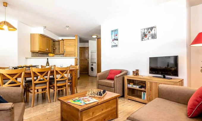 Pralognan-la-Vanoise Apartment | Residence Les Jardins de la Vanoise * - 5 Duplex Rooms 13 People