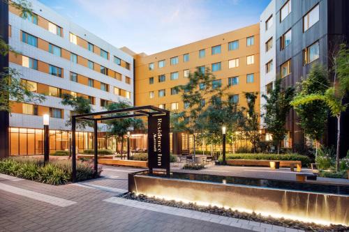 Pearl District Hotel | Residence Inn by Marriott Portland Downtown/Pearl District