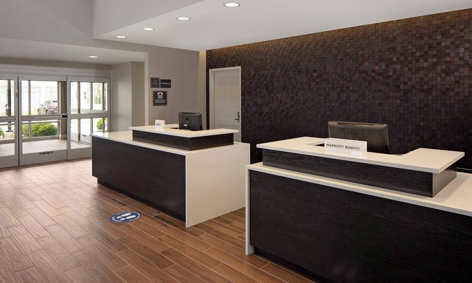 Farmington Hills Hotel | Residence Inn by Marriott Detroit Farmington Hills
