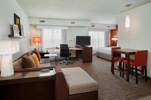 Pontiac Hotel | Residence Inn Detroit/Auburn Hills