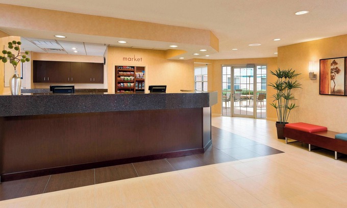 The Woodlands Hotel | Residence Inn Houston The Woodlands/Lake Front Circle