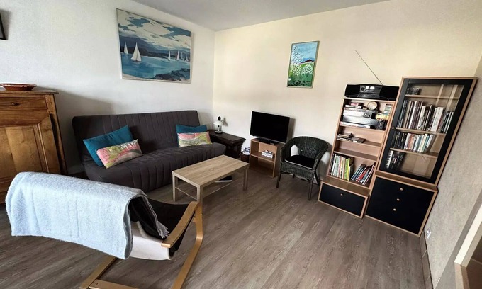 Aix-les-Bains Apartment | Residence La Baie De Memard - Ideally located on the banks of Lake Aix les Bains!