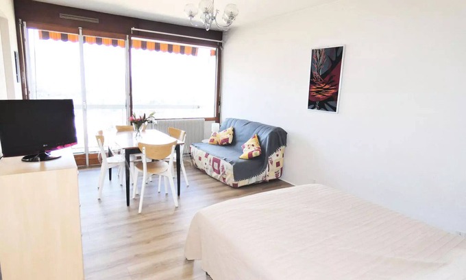 Aix-les-Bains Apartment | Residence Le Cheverny - Near Parc Boisé, nice apartment 2 people!