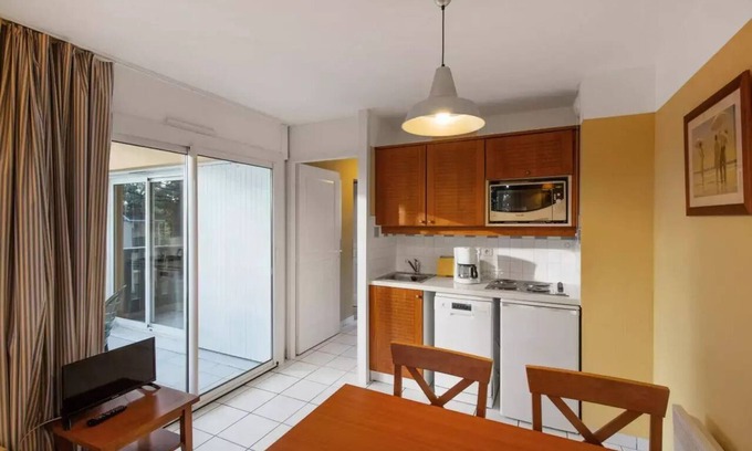 Maubuisson Apartment | Residence Les Grands Pins - maeva Home - 2 Rooms 5 People Selection
