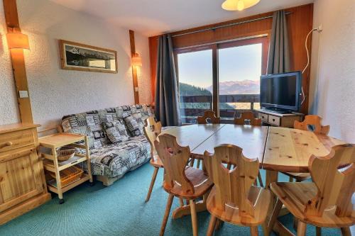Meribel-Mottaret Apartment | Residence Le Lac Blanc
