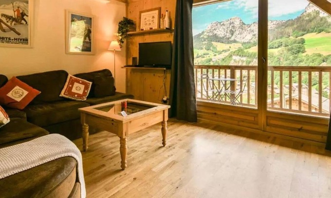 Le Chinaillon Apartment | Residence Refuge Des Outalays B - Refuge B4, Beautiful apartment at the foot of the slopes