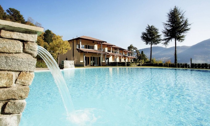 Tremezzo Apartment | Residence Tremezzo apartment 9 - Pool and spa home by Italian Apartments