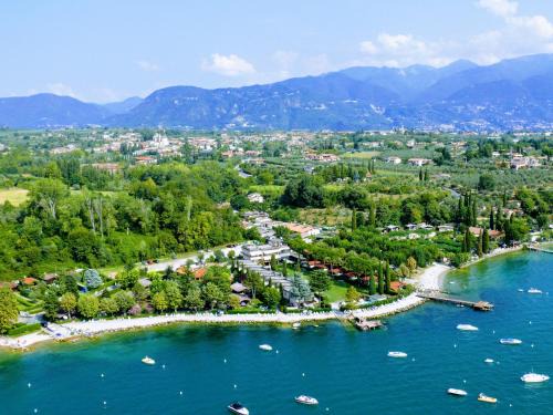 San Felice del Benaco Resort | Residence Villalsole