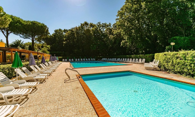 Guardistallo Apartment | Residence with pool in Guardistallo