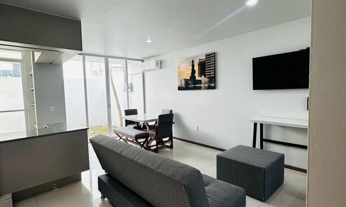 Zapopan House | Residencia Alamos Zona Real Zapopan