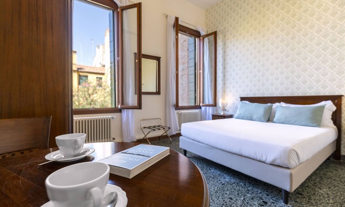 Dorsoduro Bed & Breakfast | Residenza Centopietre by Wonderful Italy - Camera Green Triple