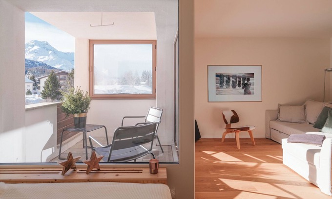 Sils-Maria Apartment | Residenza Lagrev - 2 1/2 room flat no. 206 - Type 25A - 2nd floor - South