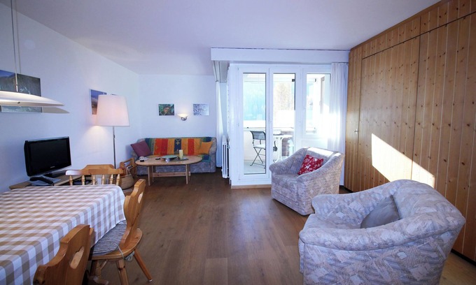 Sils-Maria Apartment | Residenza Lagrev - 2 1/2 room apartment no. 106 - type 25A - 1st floor - south