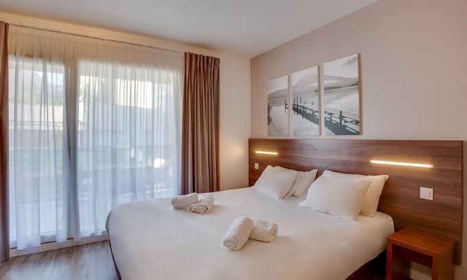 Aix-les-Bains Apartment | ResidHotel Azuréa