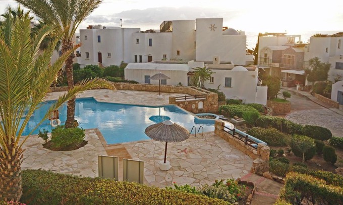 Chlorakas Villa | Resitour - Apollo Beach Villa 48