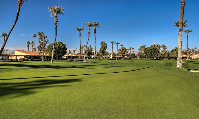 Rancho Mirage House | Resort Amenities: Rancho Mirage Country Club Home