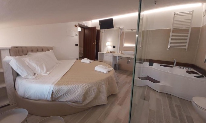 Norcia House | Resort la dimora Maiale brado di Norcia