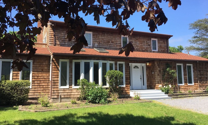 Westhampton House | Resort-like property with all the amenities