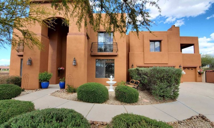 Rincon Trails House | RESORT LUXURY OASIS PEACEFUL HOME-6BDRS 8BD 3 BT-PET friendly GARDEN HEATED POOL