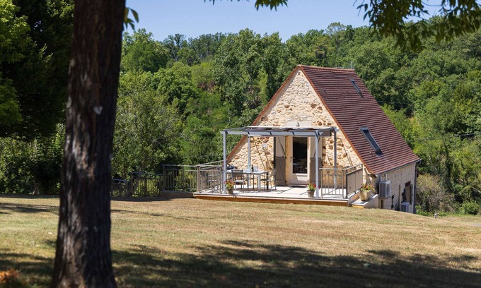 Gourdon House | RESOULES I - 2 stars, swimming pool, charm and nature