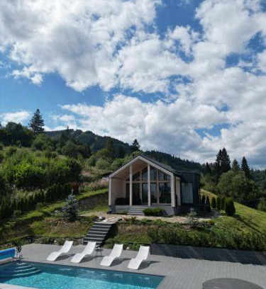 Slavske Ski Chalet | Rest Hub