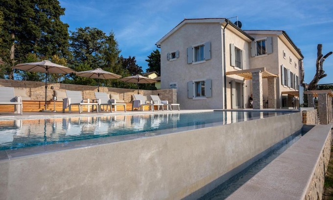 Buje Bed & Breakfast | Restaurant & Villa Morgan
