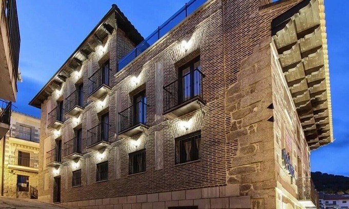 El Hoyo de Pinares Hotel | restaurante y hotel El Estanco