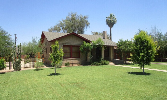 Downtown Phoenix House | Restored 1927 Downtown Phoenix Home - walk, bike, light rail to downtown events