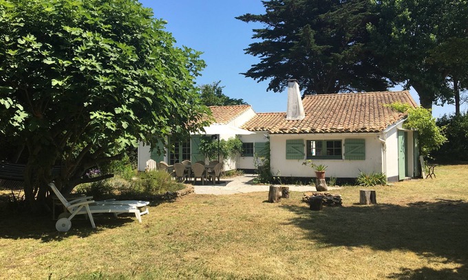 Les Portes-en-Re House | Retaise house 8p, 200m from the beach, near the village