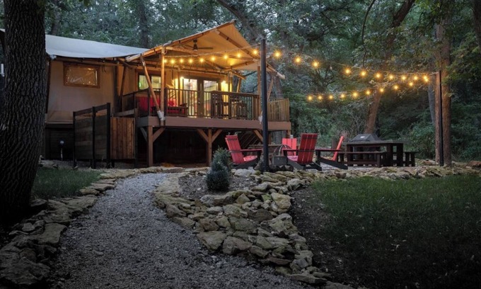 Ashland RV Rental | Retro - Safari Tent | 2 Bed, 1 Bath
