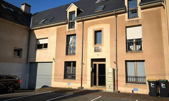 Lourdes Apartment | Reve Divin T2 en R/C PARKING, BARBECUE, BAGAGERIE